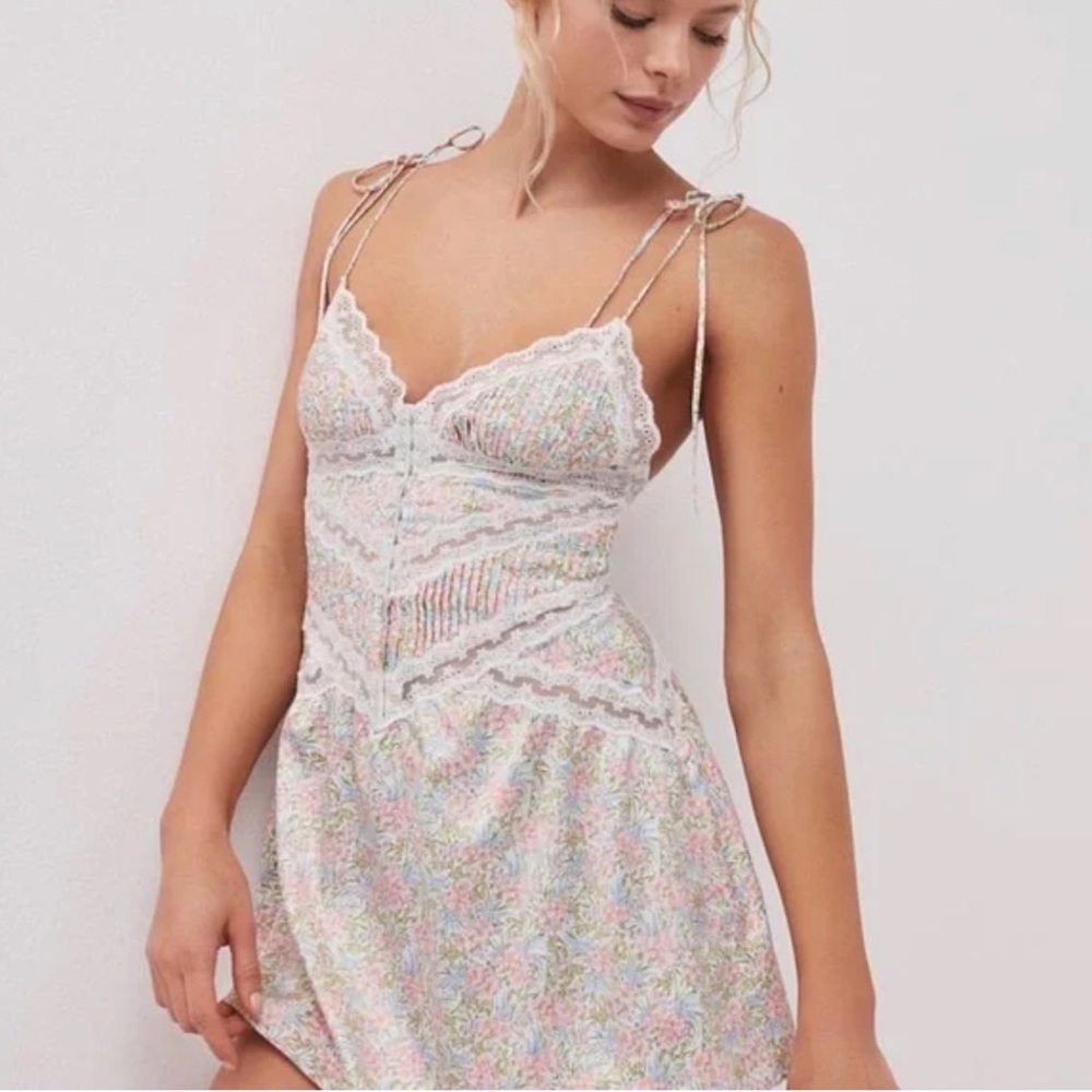 For love and lemons Farrah slip dress